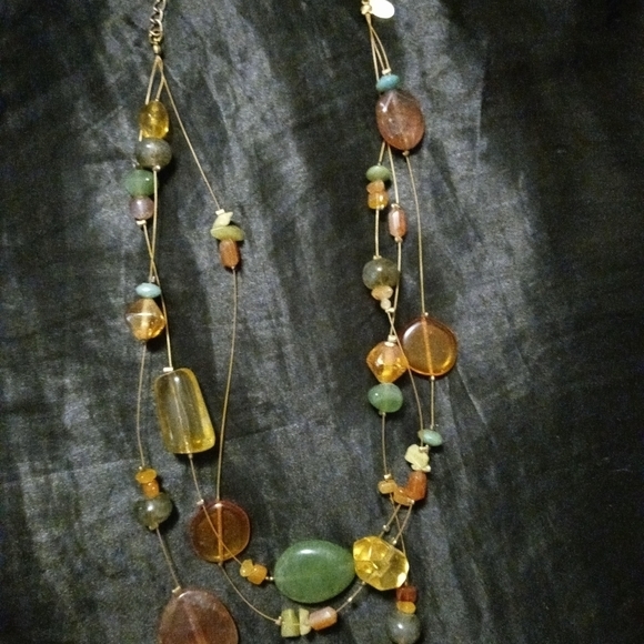🎉3 Layer Natural Stone Beaded Necklace - Picture 7 of 7